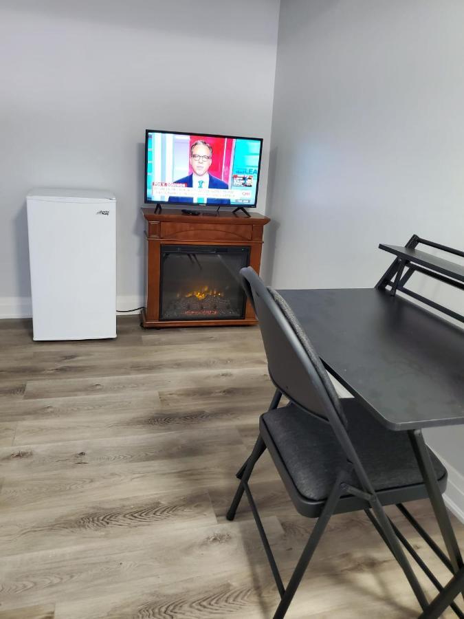 Maxwell Esabu Apartment Toronto Luaran gambar