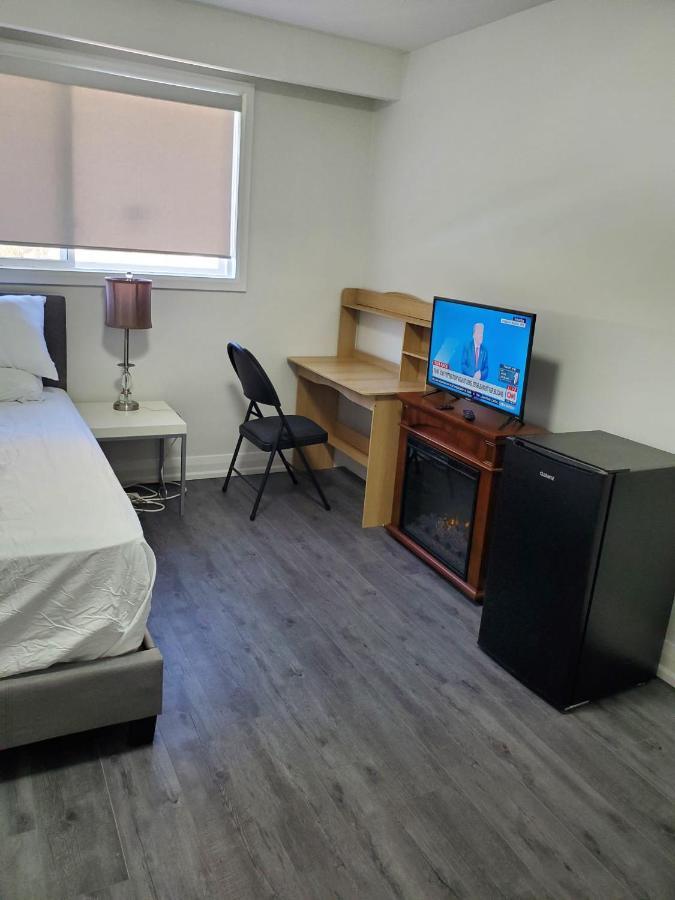 Maxwell Esabu Apartment Toronto Luaran gambar